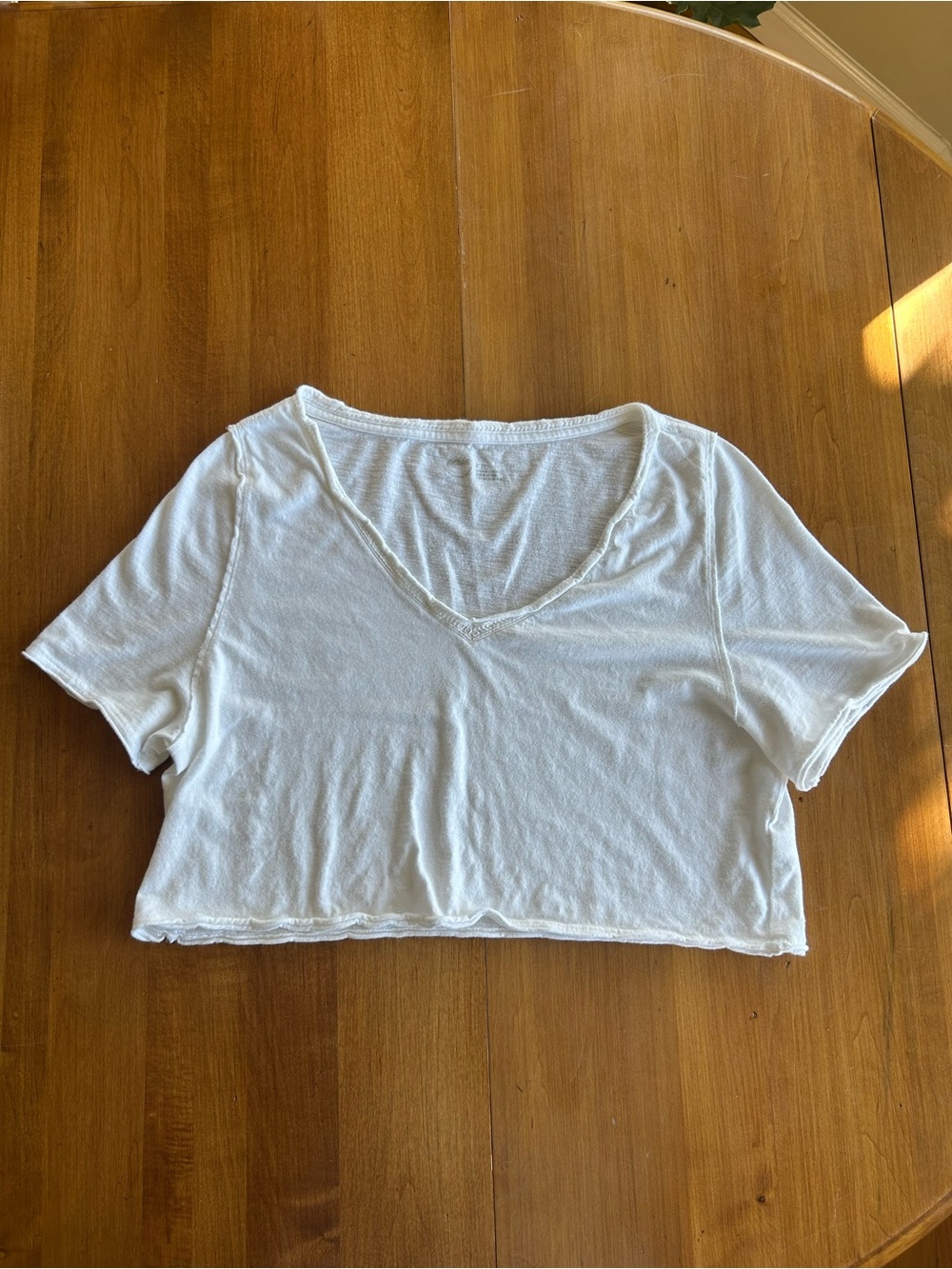 aerie White V-Neck Cropped Tee